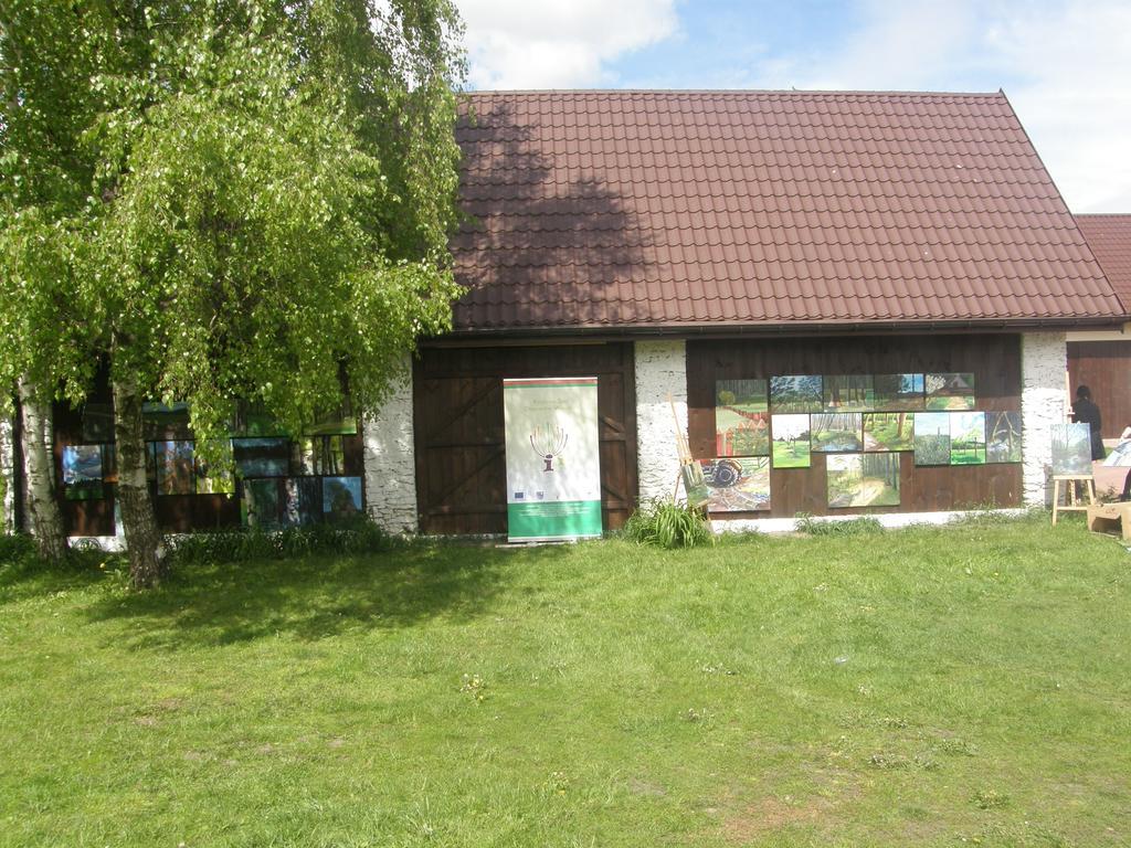 Gospodarstwo Agroturystyczno-Edukacyjne Gratka Celiny  Kültér fotó